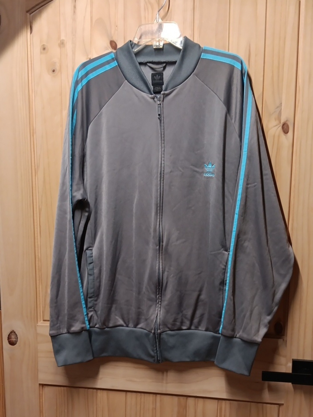 Adidas Men’s Gray Track Jacket with Blue Stripes EUC